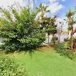 House With A Tropical Garden *