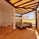 House With A Tropical Garden Holiday home