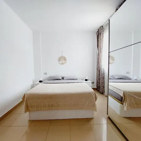 Дом отдыха House With A Tropical Garden Адехе