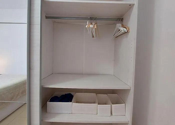 House With A Tropical Garden *