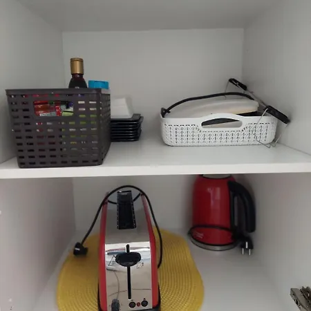 Сasa de vacaciones House With A Tropical Garden