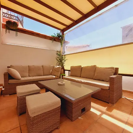 Casa de Férias House With A Tropical Garden