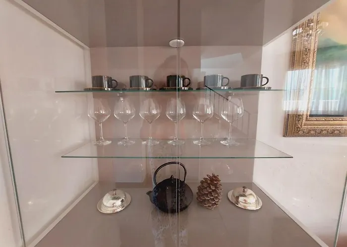 House With A Tropical Garden 別荘