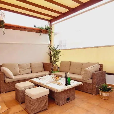 Prázdninový dům House With A Tropical Garden Costa Adeje (Tenerife)