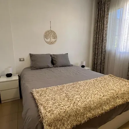 Tatil Evi House With A Tropical Garden