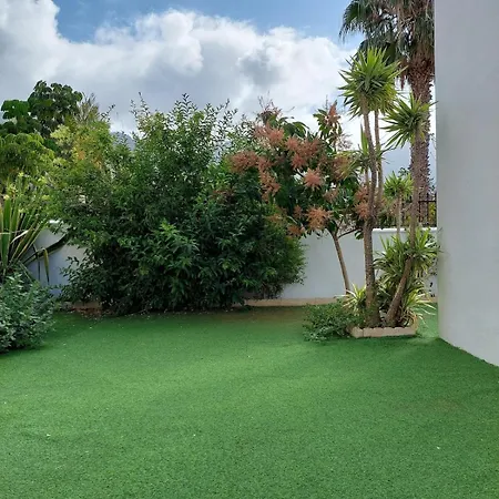 Tatil Evi House With A Tropical Garden