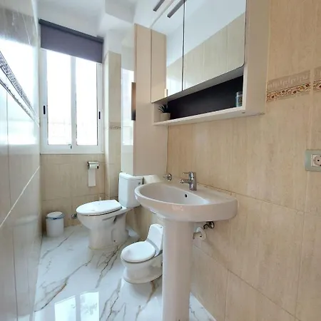 House With A Tropical Garden *